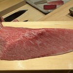 神田錦町 鮨たか晴 - Food Presentation（鮪カマトロ）