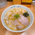 麺屋 そにどり - 白醤油らーめんに海老わんたんトッピング