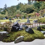 強羅 花壇 - 専用の庭　昼間