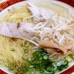 新生軒 - 料理写真:ラーメン(650円)。