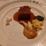 ロウリーズ・ザ・プライムリブ - 