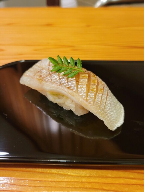 Taka Zushi photo 3