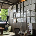 らあめん クローバー - 店内雰囲気