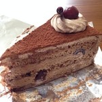 リサズケーキマーケット - グリオットチョコケーキ