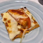 奈良 - いた麩のトマトチーズのせ