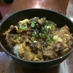 えびすや - 牛すじ玉丼４８０円、これは以前５００円でしたから、サービスメニューになったのかな？（２０１４．９．１１）