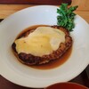 つばめ食堂 - チーズ乗せおおきなハンバーグ