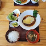 つばめ食堂 - おおきなハンバーグ定食