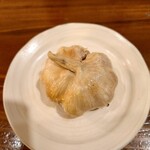 らう次郎 - 追加フードのニンニク丸揚げ