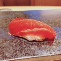 鮨 さいとう 麻布台 - 赤身漬け