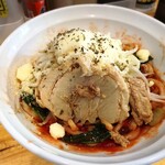 時は豚なり - 【限定】汁なしとま二郎(200g)、ヤサイ少な目・ニンニク無し・アブラ少な目・有料TP粉チーズ