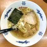 珍来 - 料理写真:・半ラーメン 500円/税込