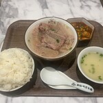 牛腩麺館 新仙 - 