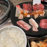 焼肉 べこ亭 たまプラーザ本店 - 