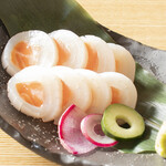 サーモンのイカ巻きルイベ