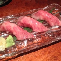 よろにく - シルクロースの炙り寿司