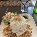 ビアンコ - チキンガパオライス