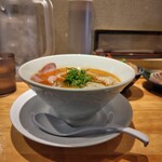 麺家 たけ田 - 赤海老の焼き出汁雲吞麵