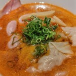 麺家 たけ田 - 赤海老の焼き出汁雲吞麵アップ