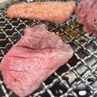 牛刺しと焼肉 仔虎 クリスロード店 - 