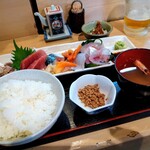 清元 - 鯵と鮪の刺身定食