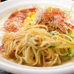 担々麺の店 まるたん。 - 冷やし坦々麺の麺