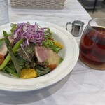 マザーリーフ - ランチドリンクはコーヒー紅茶、ホットかアイスか選べます。紅茶はミルクorストレート。今回はホットミルクティー。