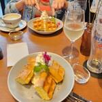 フラワーカフェ BLOOMY'S - 