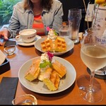 フラワーカフェ BLOOMY'S - 