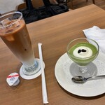 アトリエ翔子喫茶 - アイスロイヤルミルクティー 700円、季節のデザート 手作り濃厚抹茶ムース 650円（いずれも税抜）