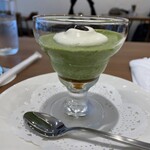 アトリエ翔子喫茶 - 季節のデザート 手作り濃厚抹茶ムース 