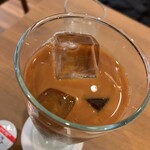 アトリエ翔子喫茶 - アイスロイヤルミルクティー 