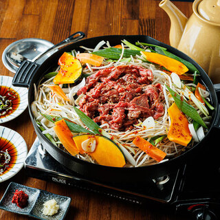 Ryoma would have loved it too! Our signature dishes: hot pot and grilled specialties at Hachido.