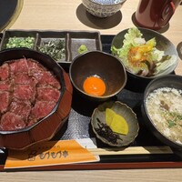 炭火和牛焼肉もうもう亭 広小路店 - 