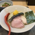 麺や旬香 - 昆布水つけ麺