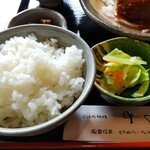 レストラン 牛石 - そのご飯と漬物