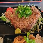 レストラン 牛石 - そのミニステーキ