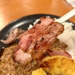 髙橋バーガー - リズムセッション限定マッサマンカレー