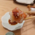 菊水鮓 - エビ味噌が仕込まれている