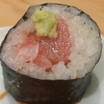 菊水鮓 - 鉄火というより、中トロ巻きだよ＼(^o^)／