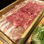 黒豚しゃぶしゃぶ 島津 - 黒豚・国産牛盛合せしゃぶしゃぶ