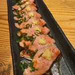 黒豚しゃぶしゃぶ 島津 - 牛のタタキ
