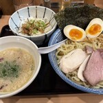麺屋 尽の絃 - 料理写真: