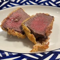 アカミヤコウシ - 黒毛和牛牛カツランチ