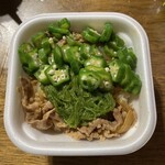 すき家 - 料理写真:めかぶオクラ牛丼 690円