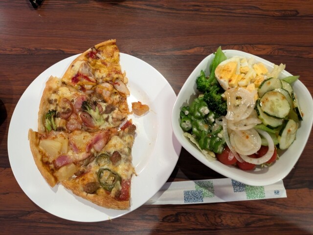 ピザ イン オキナワ （Pizza in Okinawa） - 北谷町/ピザ | 食べログ