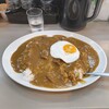 カレーや マドラス