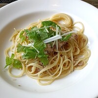 grigio la tavola - 