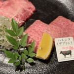 松阪牛炭火焼肉 東海亭 - 