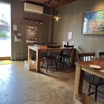 肉と中華メシ 幸 - 店内